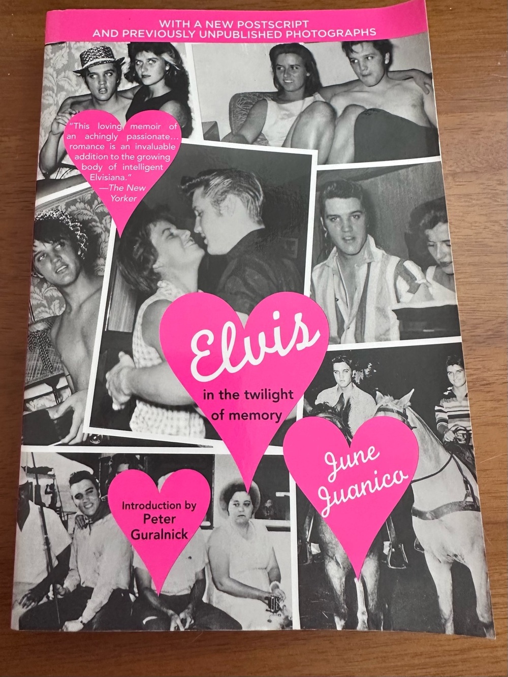 Elvis: In the Twilight of Memory June Juanico Paperback